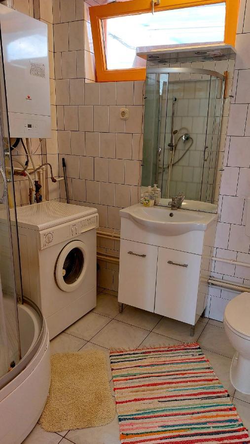 Mandula Apartman Seghedin Exterior foto